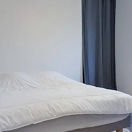 3 Bedroom Cozy In Beauvoisin (Gard)