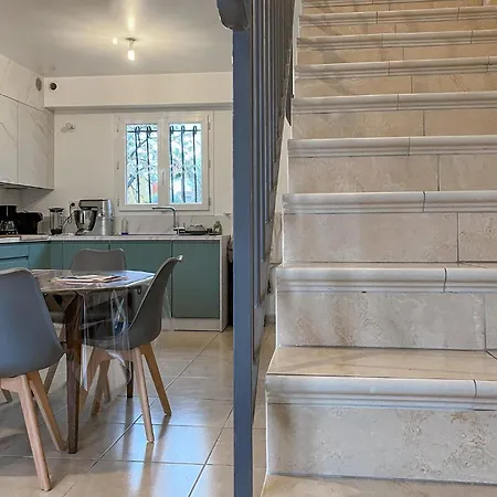 3 Bedroom Cozy In