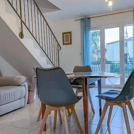 3 Bedroom Cozy In Holiday home