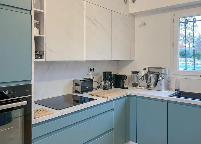 3 Bedroom Cozy In Hébergement de vacances Beauvoisin (Gard)