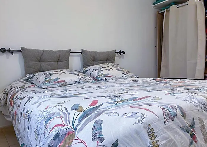 3 Bedroom Cozy In * Beauvoisin (Gard)